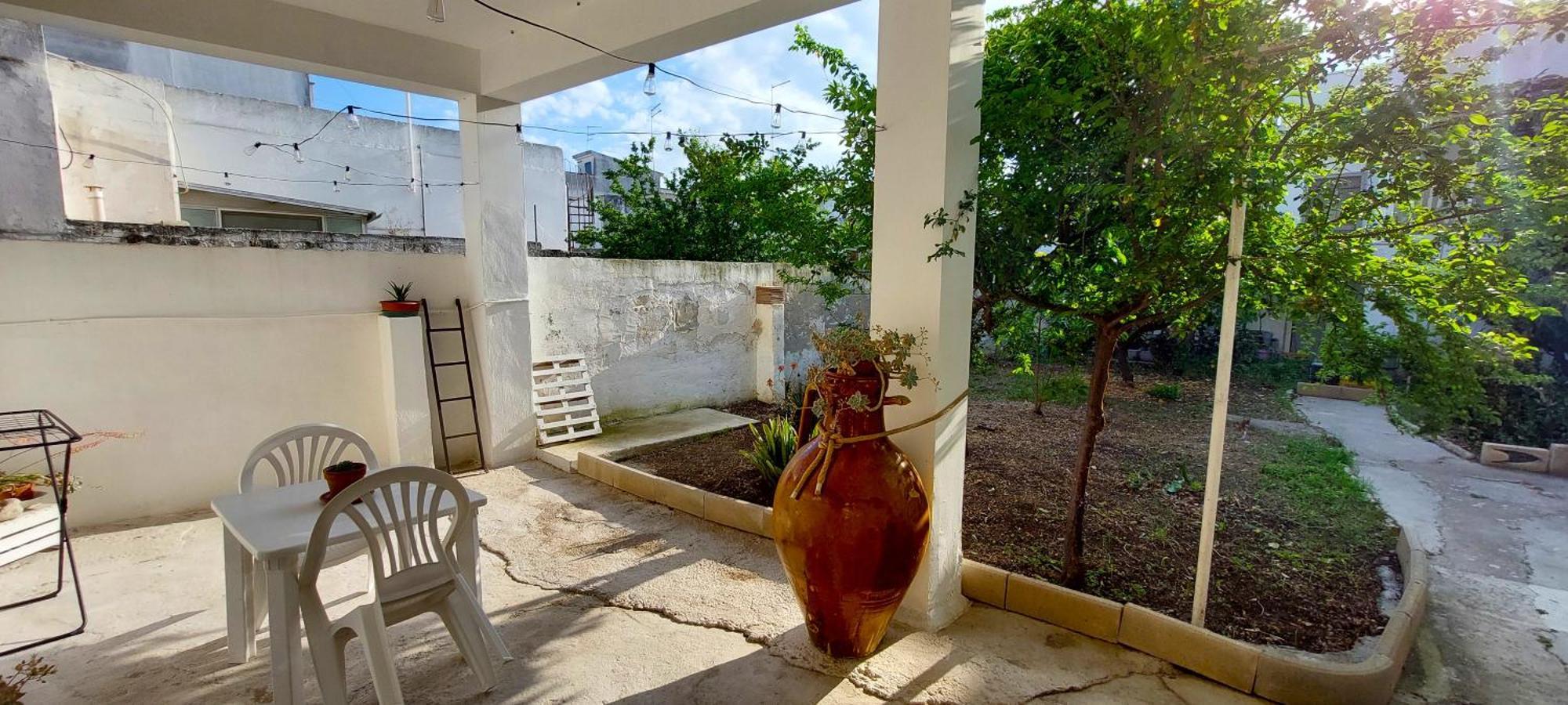 Jonia Appartamento Vacanze Vicino Al Mare Con Giardino Pulsano Exteriör bild